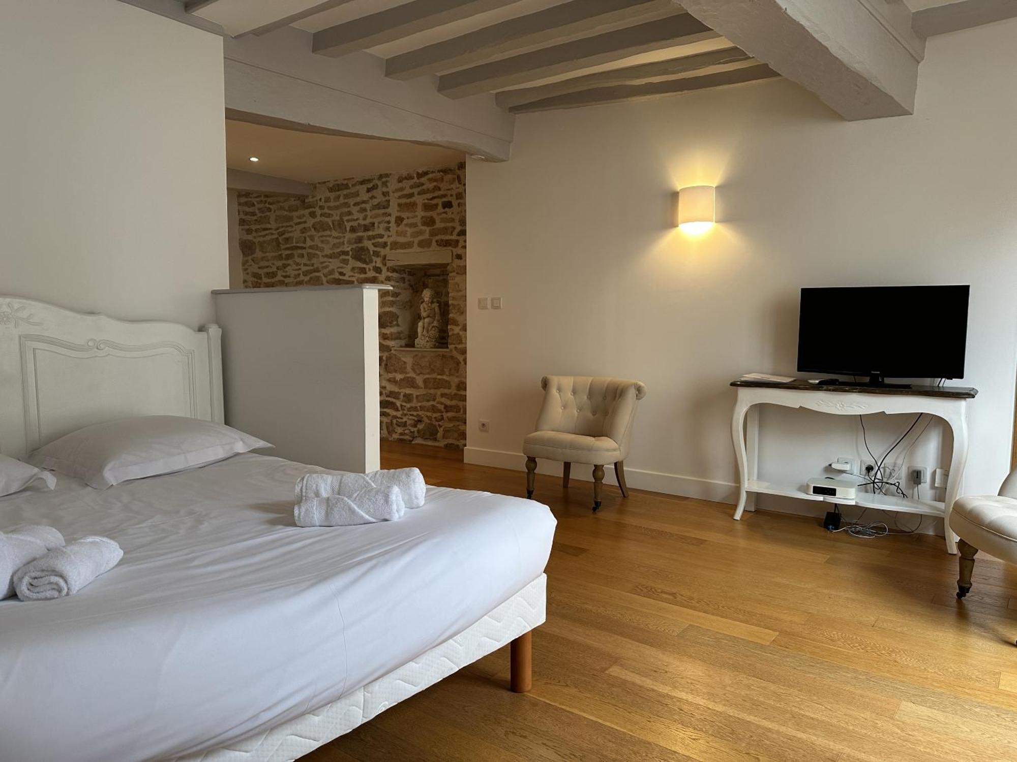 Batisse Paradis- 3 Appartements Calmes Et Elegants Au Centre Historique De Beaune Room photo
